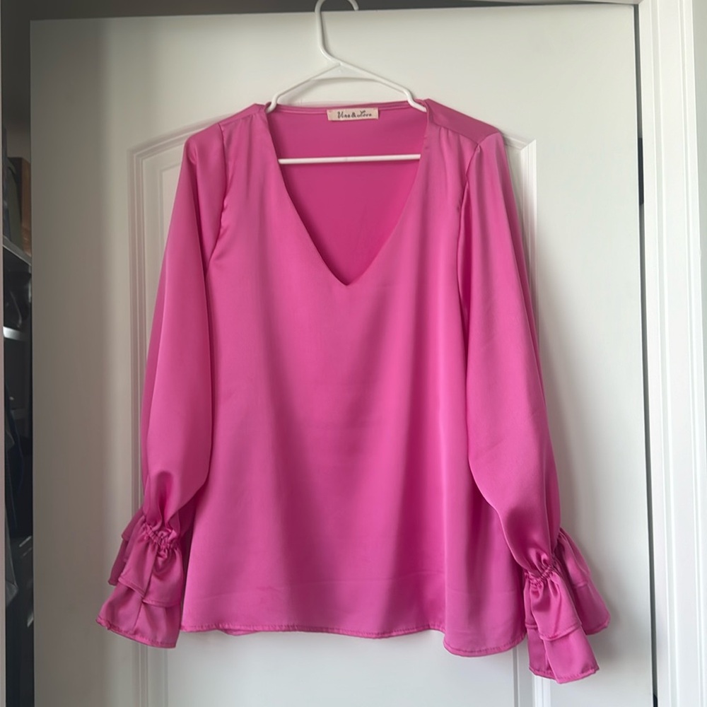 Vine and Love pink blouse size Large